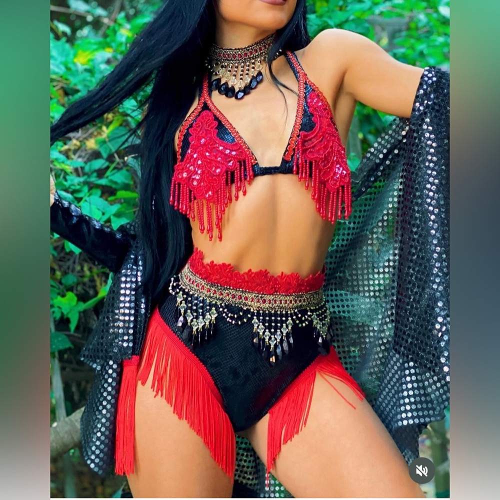 Diosa by Seco Janie Baby Red and Black Sequin Fringe bottoms